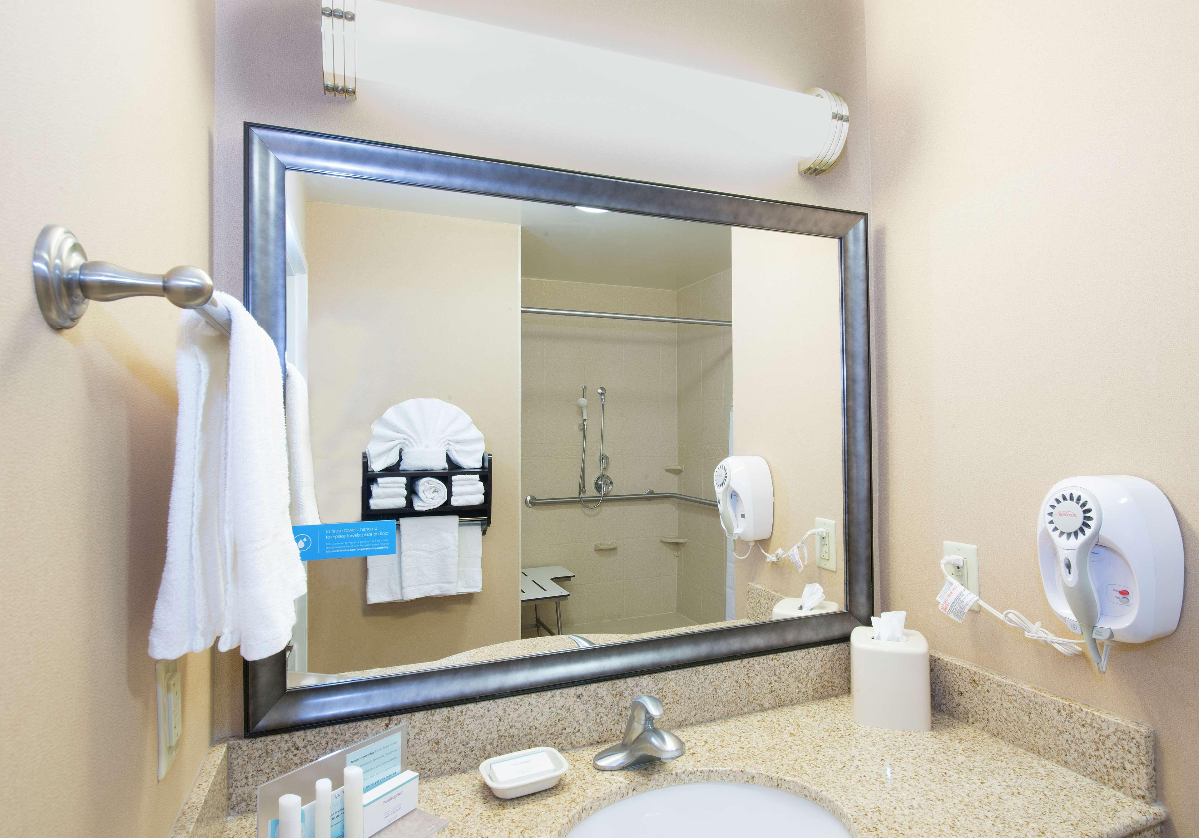 Hampton Inn & Suites Scottsboro Exteriör bild